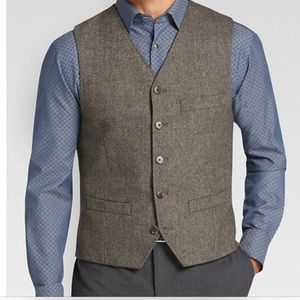 Men’s Tweed Vest